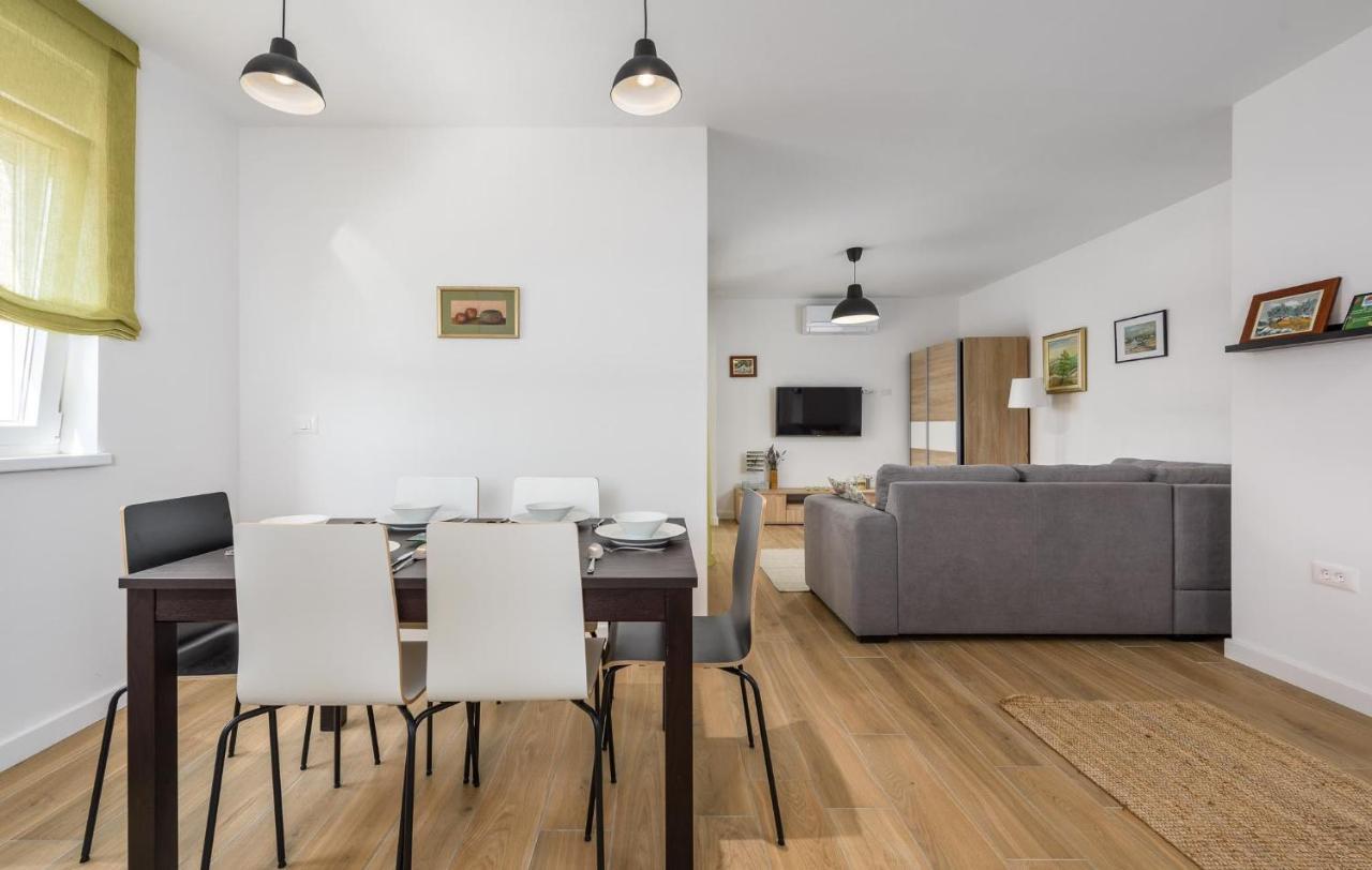 Apartmani Lucija Poreč Buitenkant foto