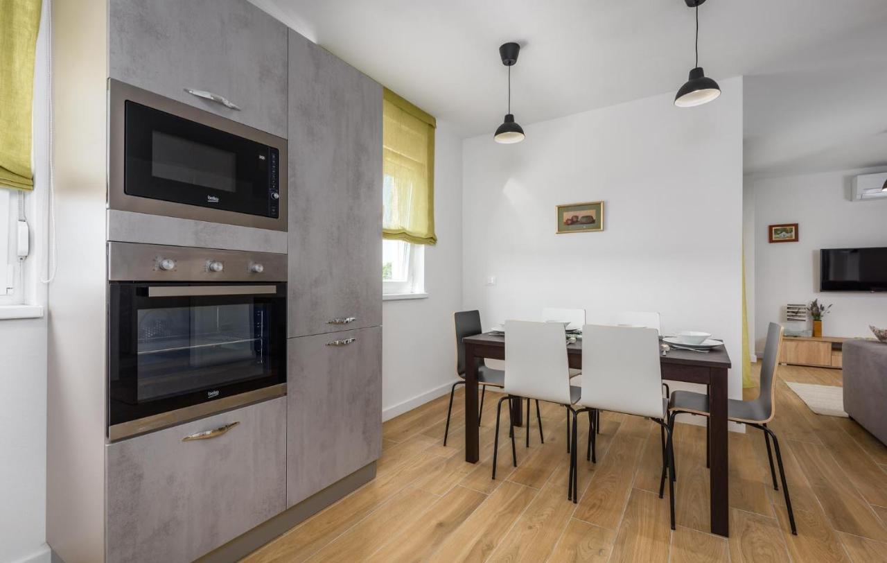 Apartmani Lucija Poreč Buitenkant foto